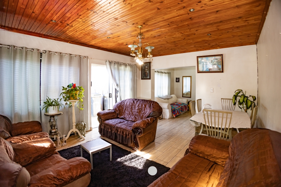 3 Bedroom Property for Sale in Silversands Western Cape
